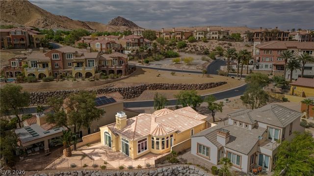 32 Cerchio Basso, Henderson, NV 89011