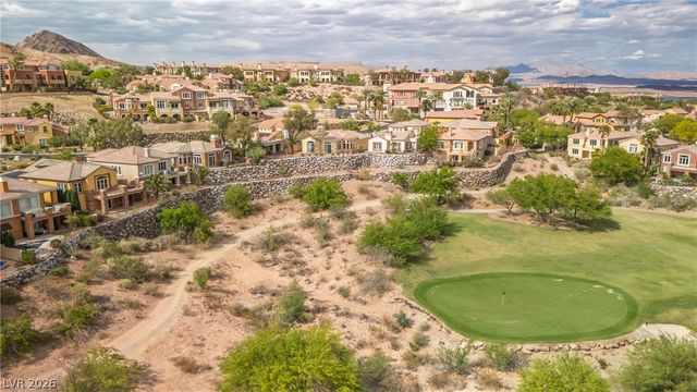 32 Cerchio Basso, Henderson, NV 89011