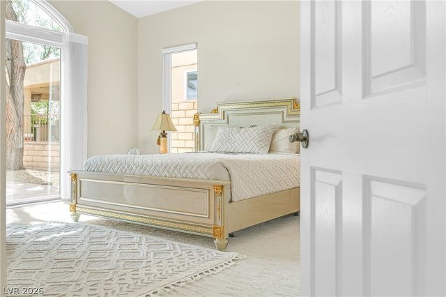 32 Cerchio Basso, Henderson, NV 89011