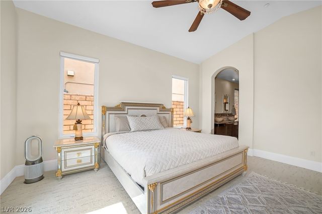 32 Cerchio Basso, Henderson, NV 89011