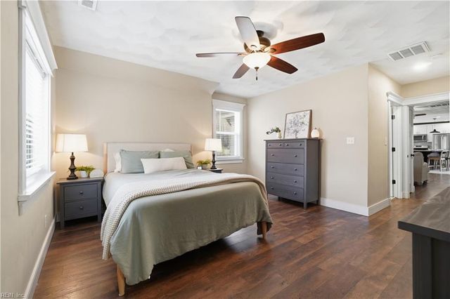 968 Scenic Blvd, Chesapeake, VA 23322