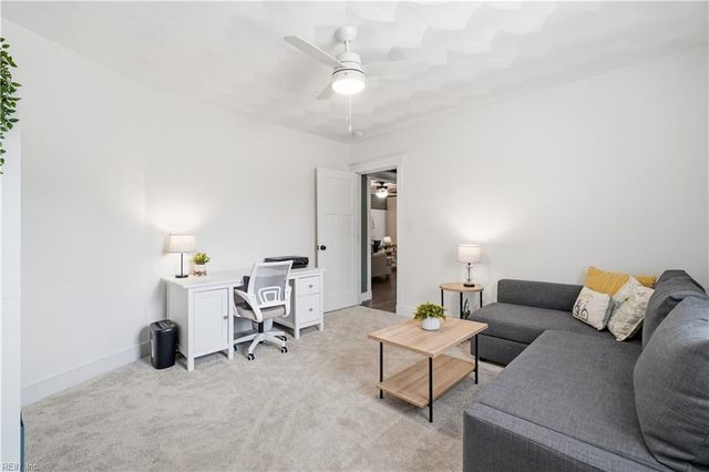 968 Scenic Blvd, Chesapeake, VA 23322