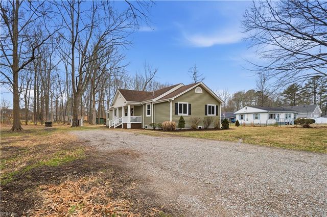 968 Scenic Blvd, Chesapeake, VA 23322