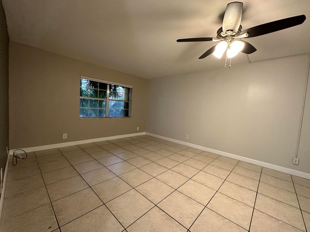 555 SE 8th Street 151, Deerfield Beach, FL 33441