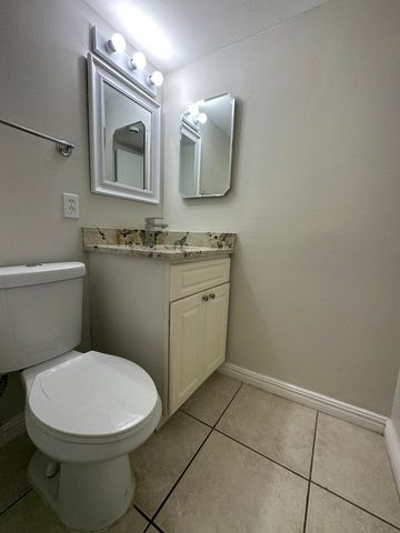 555 SE 8th Street 151, Deerfield Beach, FL 33441