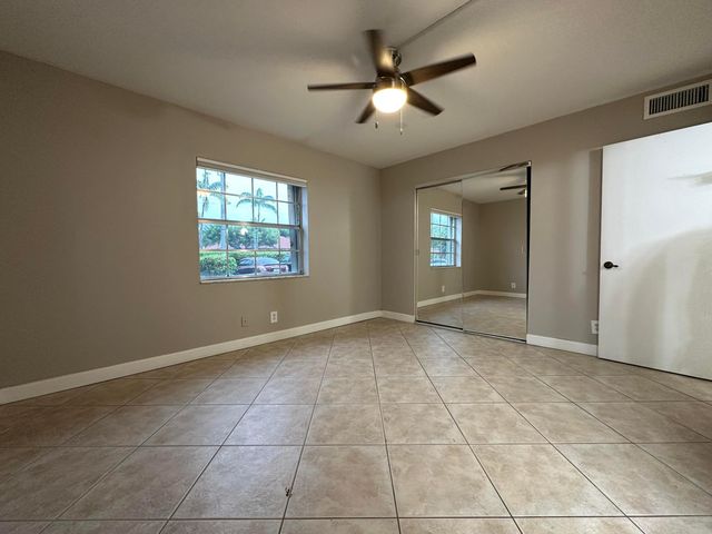 555 SE 8th Street 151, Deerfield Beach, FL 33441