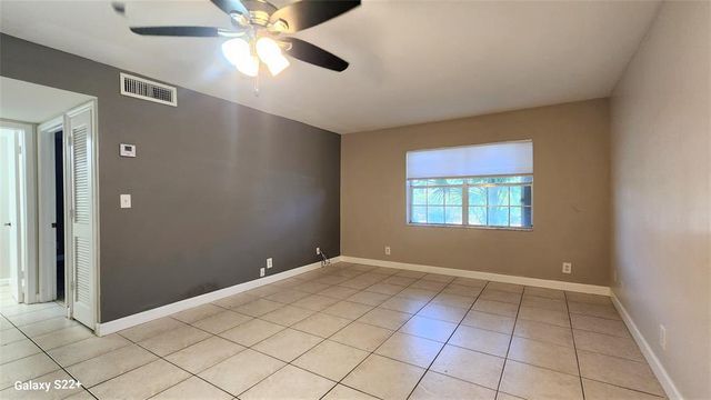 555 SE 8th Street 151, Deerfield Beach, FL 33441