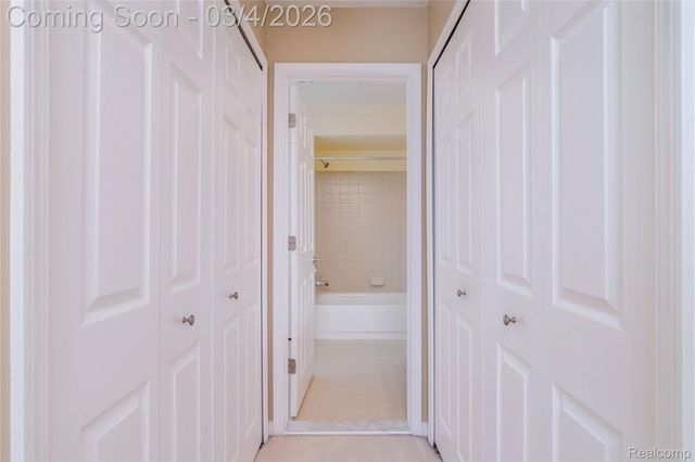 31280 Misty Pines Drive, Farmington Hills, MI 48336