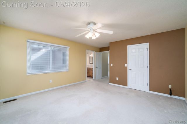 31280 Misty Pines Drive, Farmington Hills, MI 48336