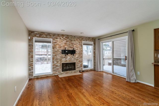 31280 Misty Pines Drive, Farmington Hills, MI 48336