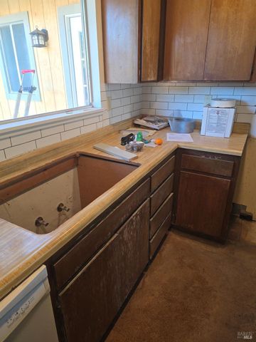 6375 SE San Benito Way, Rohnert Park, CA 94928