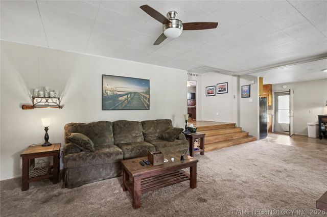 19116 W Beechwood, Cookson, OK 74427