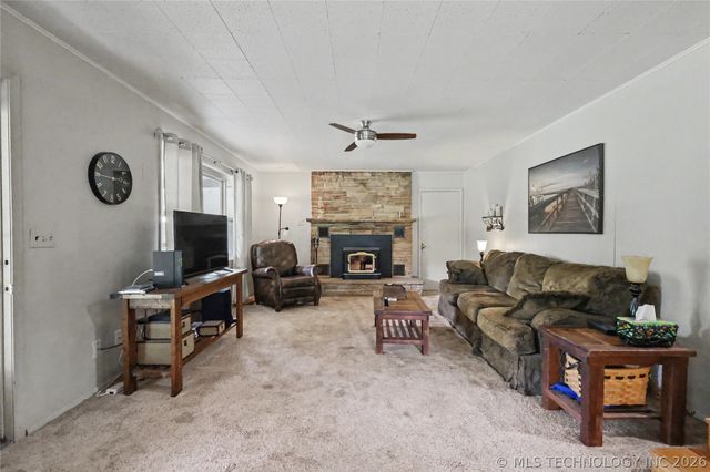 19116 W Beechwood, Cookson, OK 74427