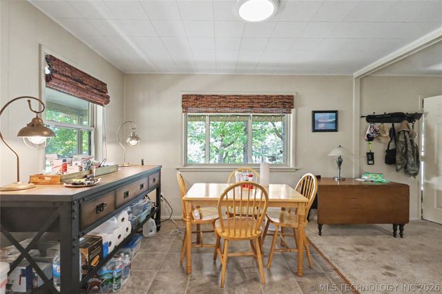 19116 W Beechwood, Cookson, OK 74427