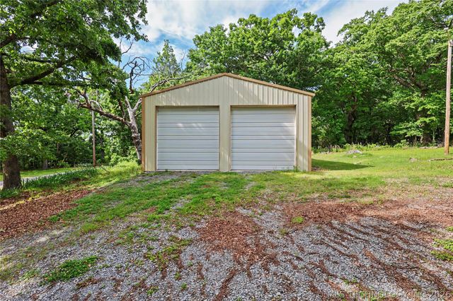 19116 W Beechwood, Cookson, OK 74427