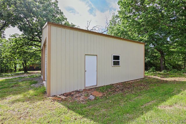 19116 W Beechwood, Cookson, OK 74427