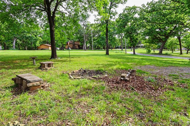 19116 W Beechwood, Cookson, OK 74427