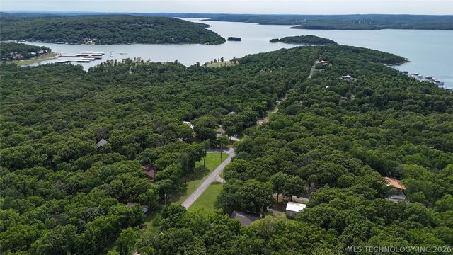 19116 W Beechwood, Cookson, OK 74427