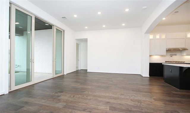 9634 Wright Drive, Manvel, TX 77578