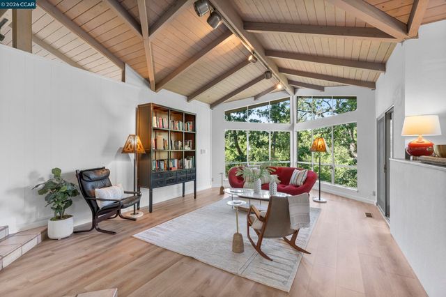 130 Montair Dr, Danville, CA 94526