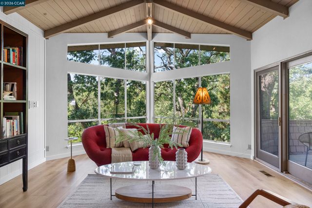 130 Montair Dr, Danville, CA 94526