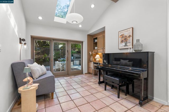 130 Montair Dr, Danville, CA 94526