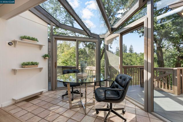 130 Montair Dr, Danville, CA 94526