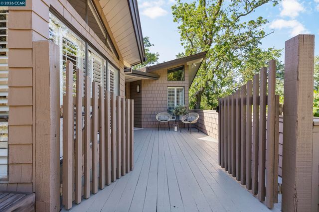 130 Montair Dr, Danville, CA 94526