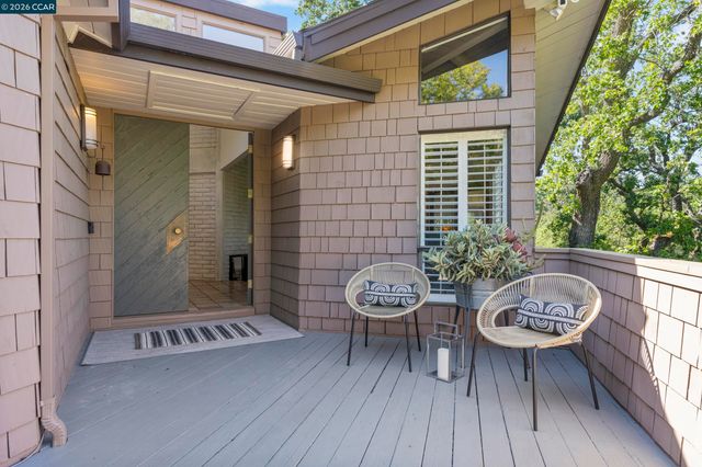 130 Montair Dr, Danville, CA 94526