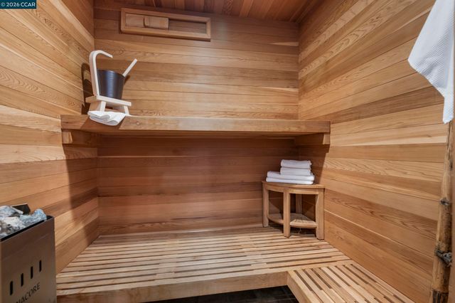 130 Montair Dr, Danville, CA 94526