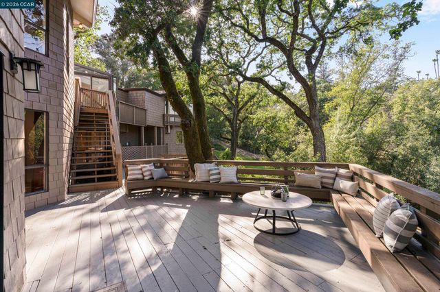 130 Montair Dr, Danville, CA 94526