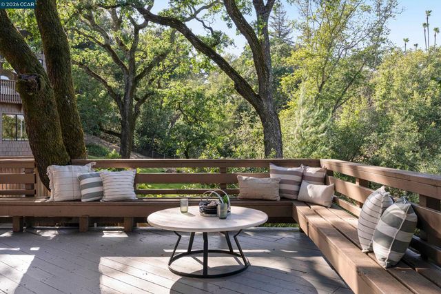 130 Montair Dr, Danville, CA 94526