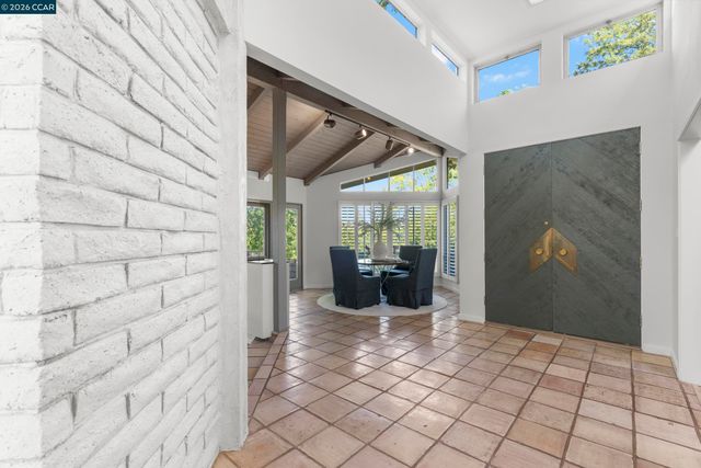 130 Montair Dr, Danville, CA 94526