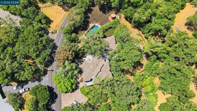 130 Montair Dr, Danville, CA 94526