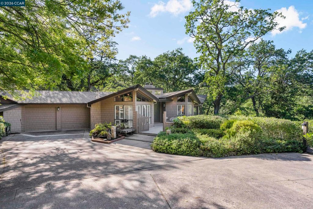 130 Montair Dr, Danville, CA 94526