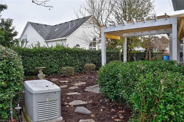 3008 Looking Glass CT, Virginia Beach, VA 23456