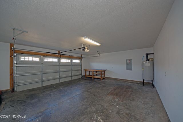 300 Cadenza Lane, Richlands, NC 28574