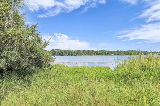 601 Levee Drive, Moncks Corner, SC 29461