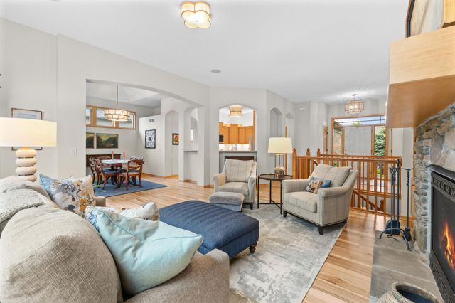 378 Andrews Bay, Hudson, WI 54016