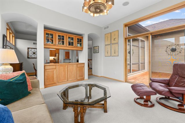 378 Andrews Bay, Hudson, WI 54016