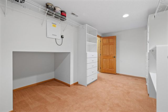378 Andrews Bay, Hudson, WI 54016