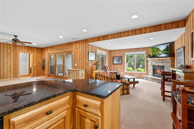378 Andrews Bay, Hudson, WI 54016