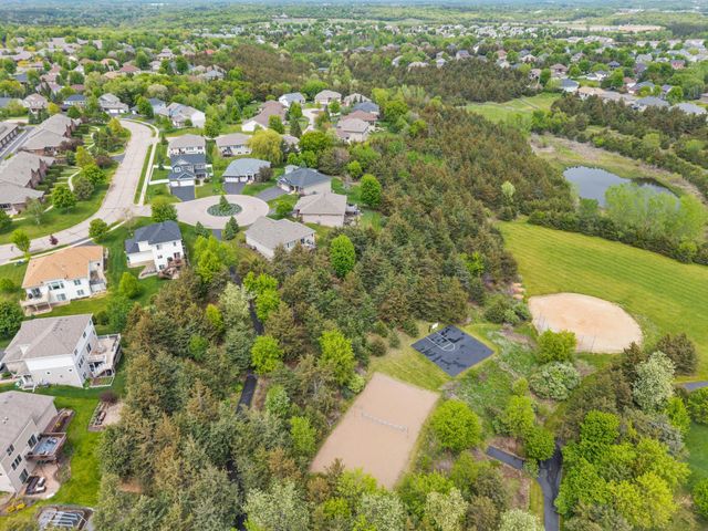 378 Andrews Bay, Hudson, WI 54016