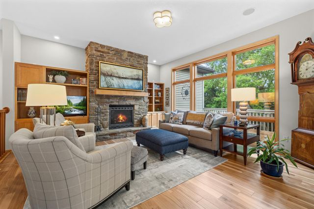 378 Andrews Bay, Hudson, WI 54016