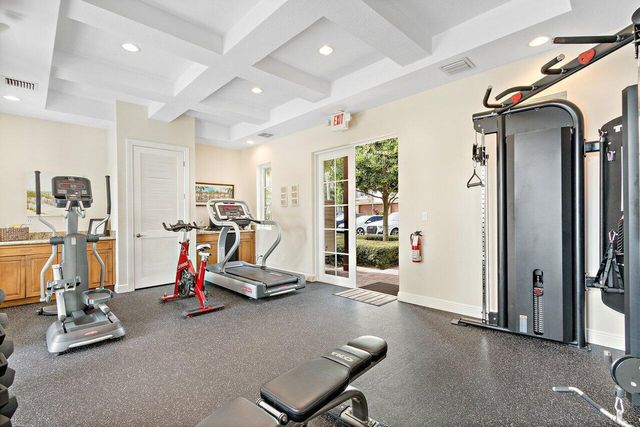 813 Estancia Way, Boynton Beach, FL 33435