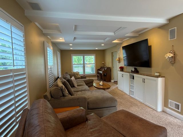 1683 CASTAWAY Court, Hoffman Estates, IL 60010