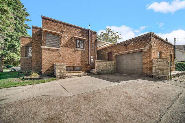 1936 Warwick Avenue, Whiting, IN 46394