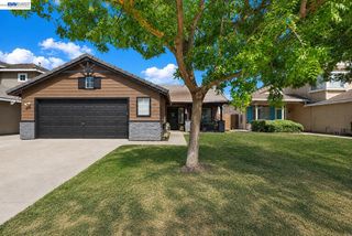 1324 Riverette Dr., Modesto, CA 95351