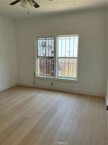 928 W 78th Street, Los Angeles, CA 90044