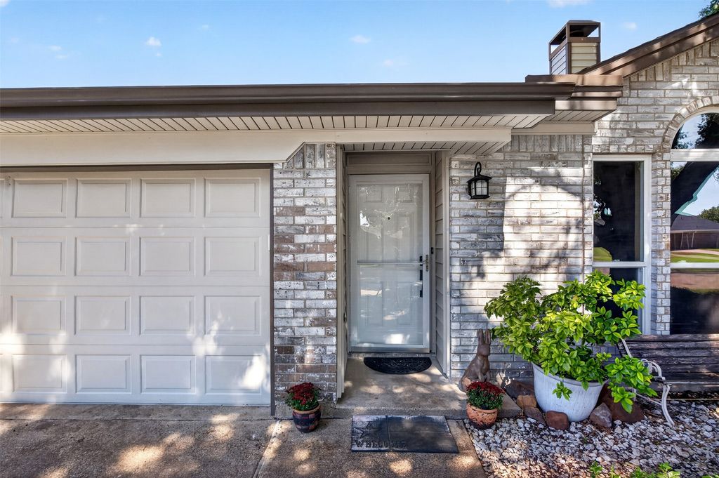 203 Briarglen Drive, Cedar Hill, TX 75104 — photo 5